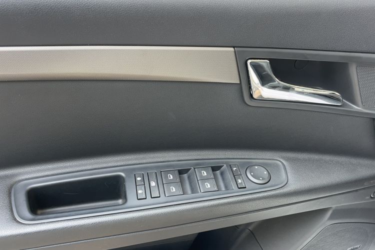 Used Roewe 350 2014 1.5L Automatic Xunyue Version
