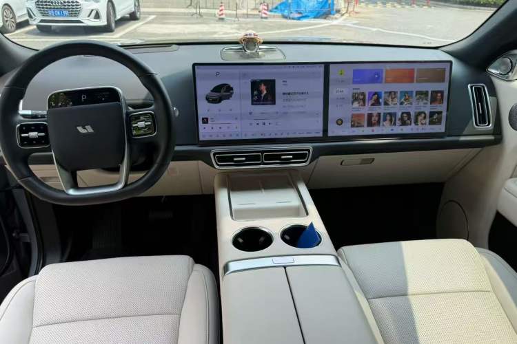 Used Li Auto L9 2022 Max model
