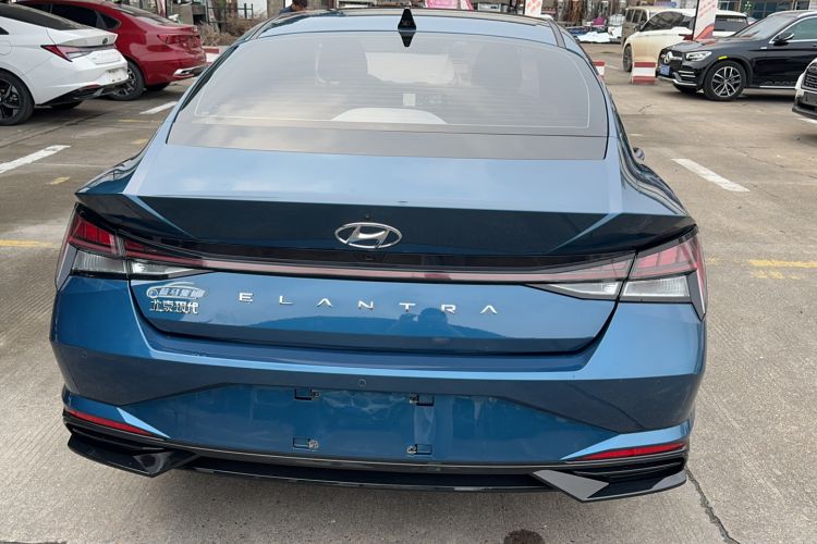 Used Hyundai Elantra 2022 1.5L CVT LUX Prestige Edition
