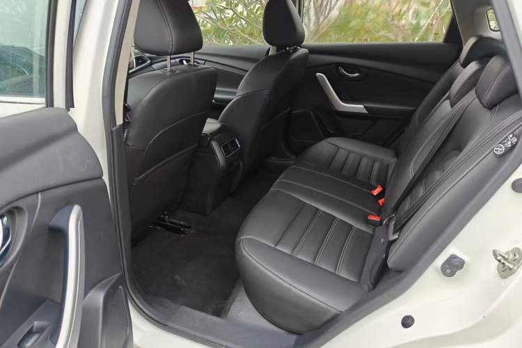 Used Venucia T90 2018 2.0L CVT Smart Connect Prestige Version China VI Standard