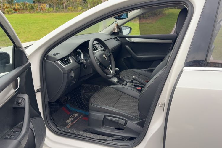 Used Skoda Octavia 2020 TSI280 DSG SmartDrive Luxury Edition