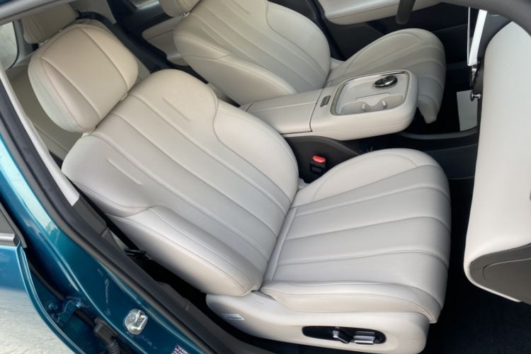 Used AION UT 2025 420 Prestige Edition
