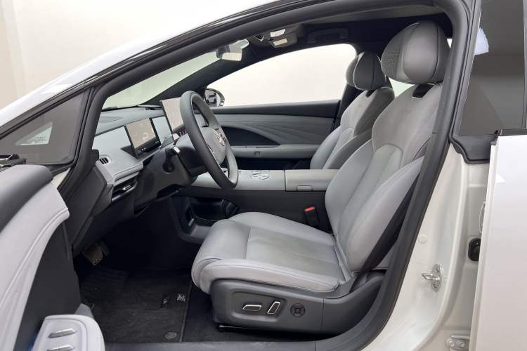 Used Nissan N7 2025 510 Max