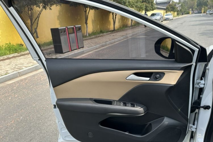 Used Chevrolet Monza 2021 320 Automatic Enjoyment Sunroof Edition
