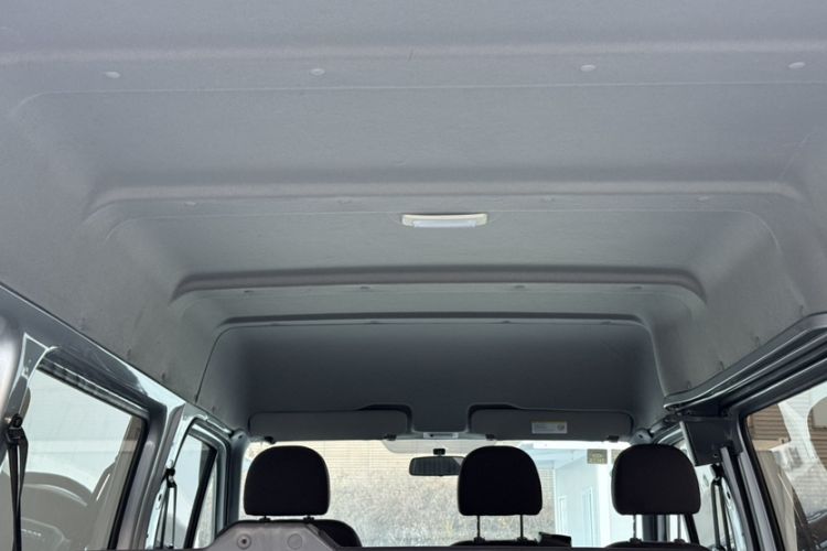 Used JMC Transit 2017 2.8T Commercial Version Short Wheelbase Mid-Roof 6/7/8-Seater JX493
