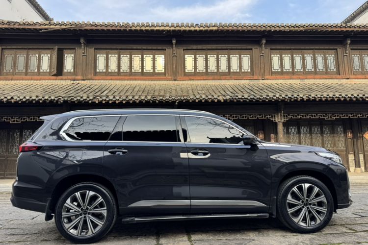 Used EXEED Lanyue 2023 400T Four-Wheel Drive Starry Edition 7-Seater
