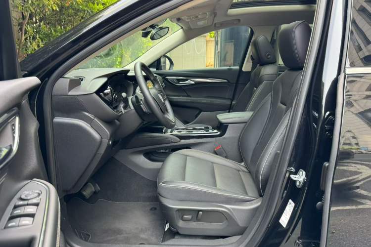 Used Buick Envision 2023 Encore S 552T Two-Wheel Drive Luxury Model Interior 1