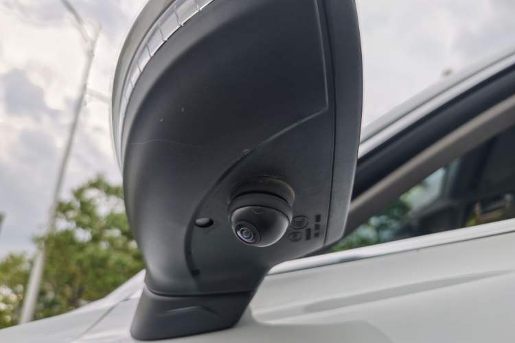 Used Volkswagen Lamando 2023 Lavida L 280TSI DSG Cool & Spicy Edition
