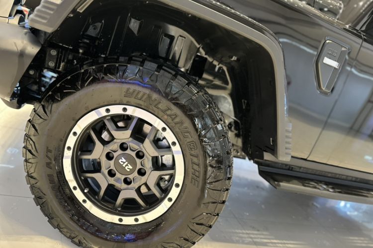 Used 212 T01 2025 2.0T Changfeng
