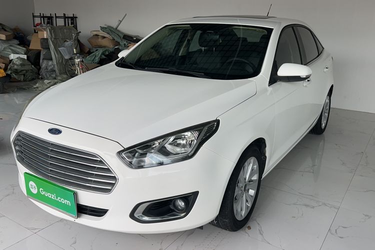 Used Ford Escort 2015 1.5L Automatic Fashion Model