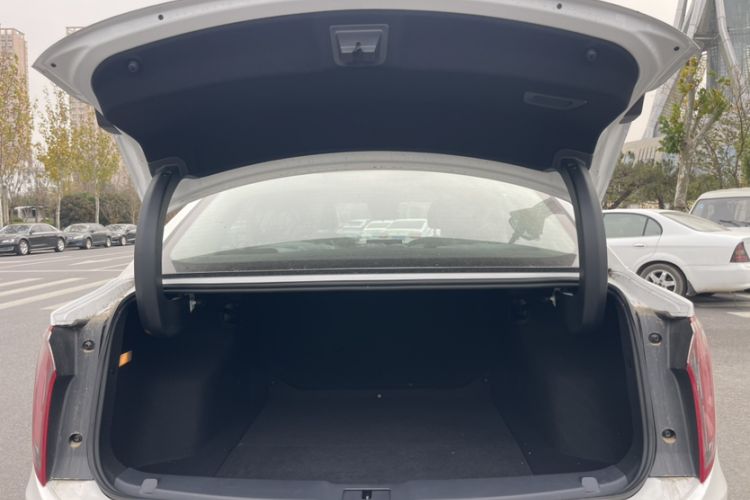 Used Hongqi E-QM5 2024 500km Range Edition
