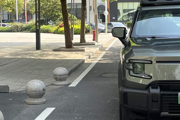 Used Deepal G318 2024 Two-Wheel Drive Air Suspension Version Exterior 8