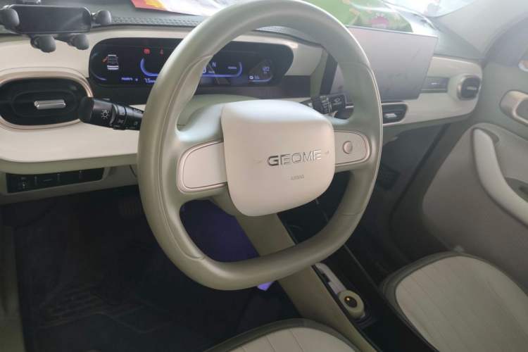 Used Geely Galaxy Panda 2024 200km Panda Rider Interior 2