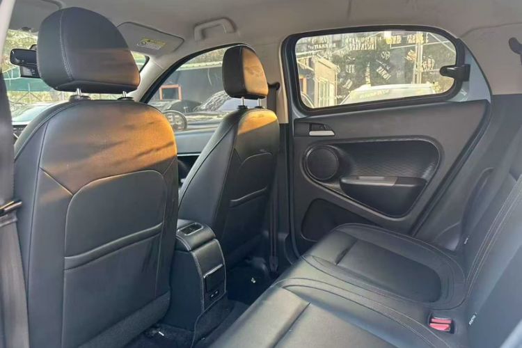 Used ORA Black Cat 2019 351 km Family Edition