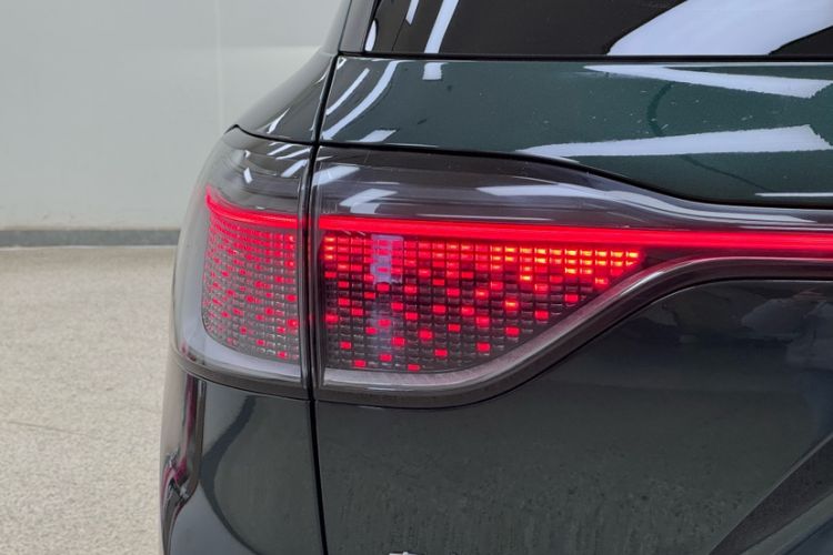 Used Hima AITO M9 2024 Range-Extended Max Edition 42 kWh 5-Seater Version
