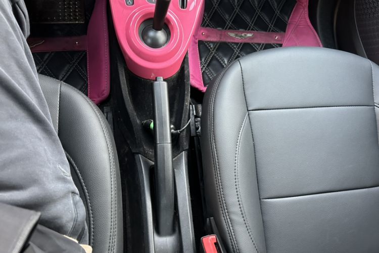 Used smart fortwo 2015 1.0L 52 kW hardtop Dynamic version