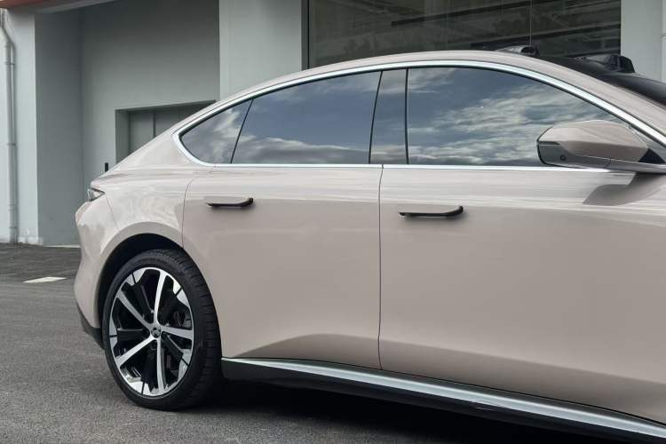 Used Nio ET5 2022 75 kWh
