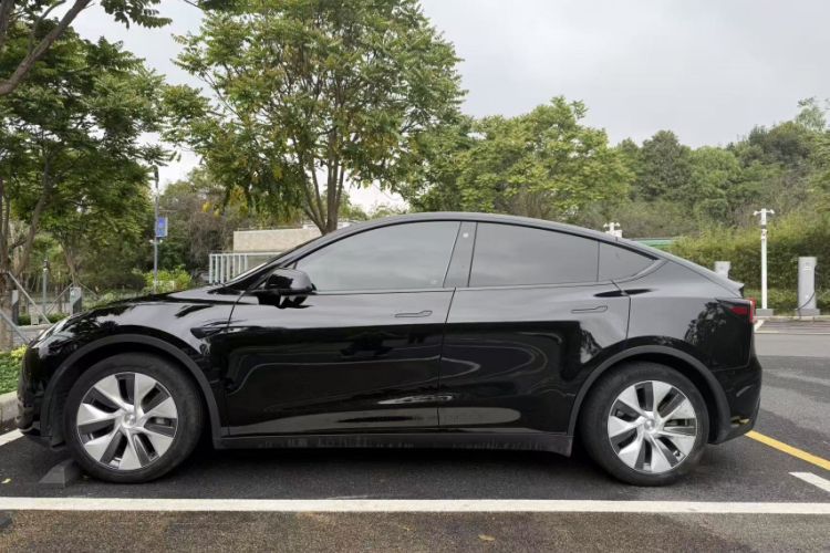 Used Tesla Model Y 2022 Rear-Wheel-Drive Version