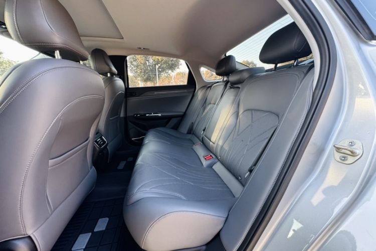 Used Geely Galaxy L6 2025 EM-i 140km Starship Edition
