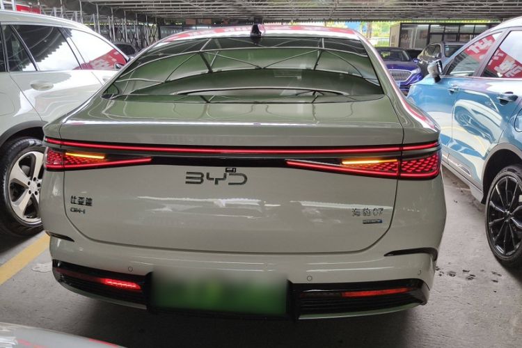 Used BYD Seal 07 DM-i 2025 Intelligent Driving Version DM-i 1.5L 125 km Prestige Edition Exterior 3