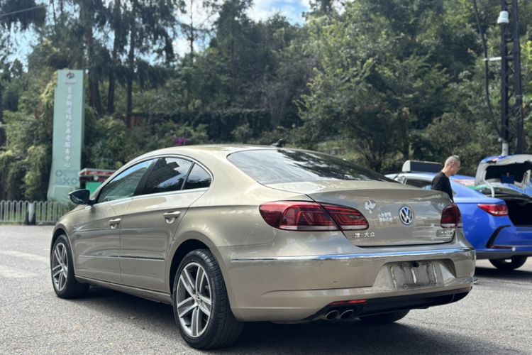 Used Volkswagen FAW-Volkswagen CC 2015 1.8TSI Luxury Model

