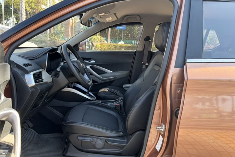 Used Baojun 510 2017 1.5L Manual Fashion Model