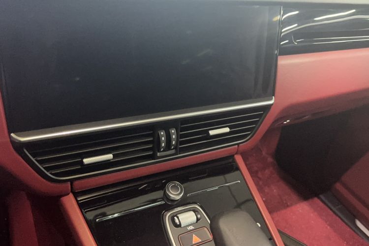 Used Porsche Cayenne 2019 Cayenne 3.0T Audio And AC Panel