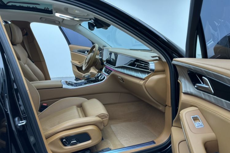 Used Hongqi H9 2020 2.0T Smart Connect Flagship Edition Interior 1