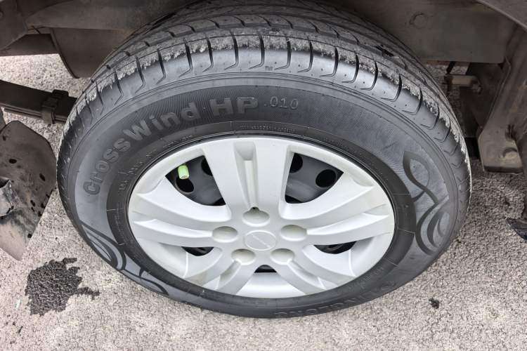 Used FORTHING Lingzhi 2022 M5L 1.6L Utility Model 7 Seats