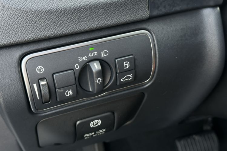 Used Volvo V60 2015 T5 Zhiya Edition