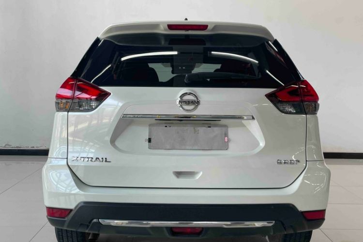 Used Nissan X-Trail 2023 Classic 2.0L Two-Wheel Drive Smart Connect Premium Edition Trunk