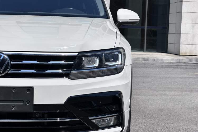 Used Volkswagen Tiguan L 2021 330TSI Automatic Two-Wheel Drive R-Line Enhanced Edition Left Front Headlight