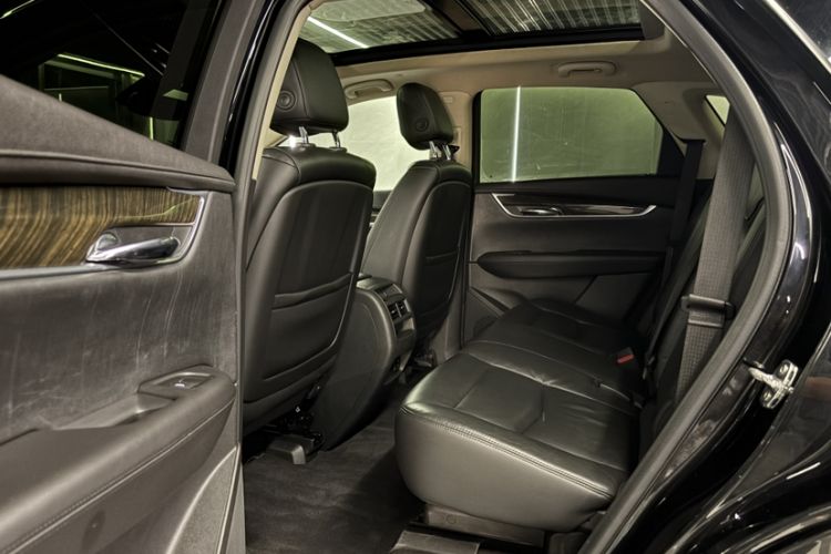 Used Cadillac XT5 2018 25T Luxury Model