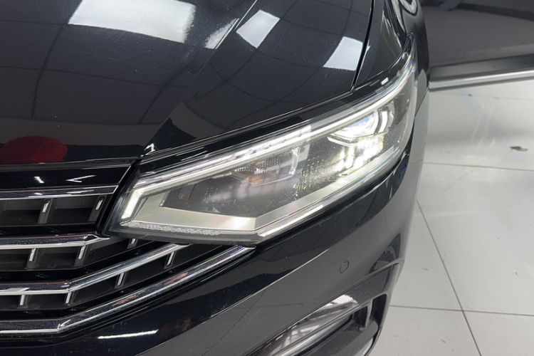 Used Volkswagen Magotan 2023 2 Million Units Commemorative Edition 330TSI DSG Luxury Version
