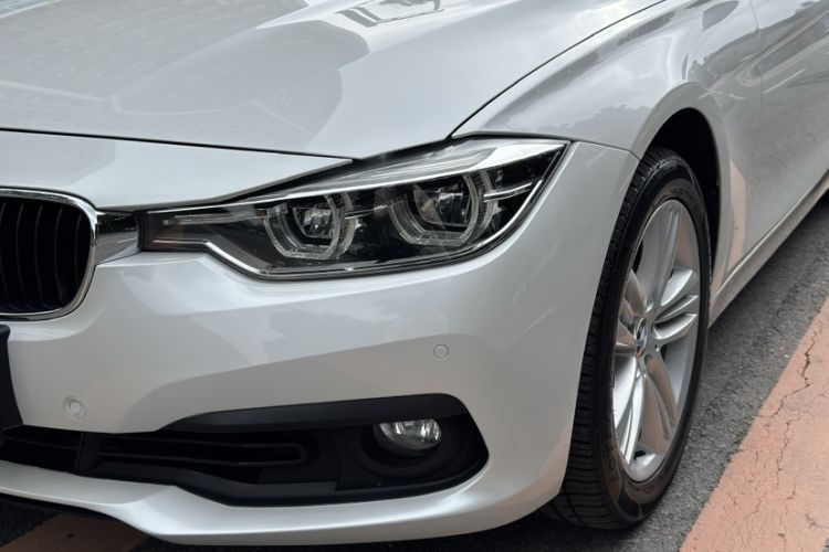 Used BMW 3 Series 2017 318i Fashion Model