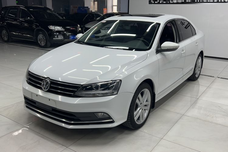 Used Volkswagen Sagitar 2015 1.6L Automatic Comfort Model