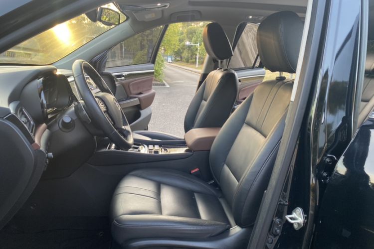 Used GAC Trumpchi GS8 2019 390T Two-Wheel Drive Luxury Smart Connectivity Version (7 Seats)