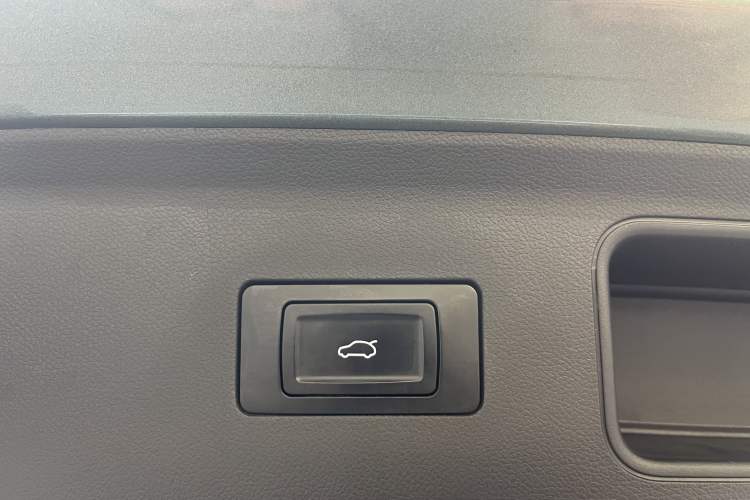 Used Hima AITO M5 2022 Extended-Range Four-Wheel Drive Performance Version
