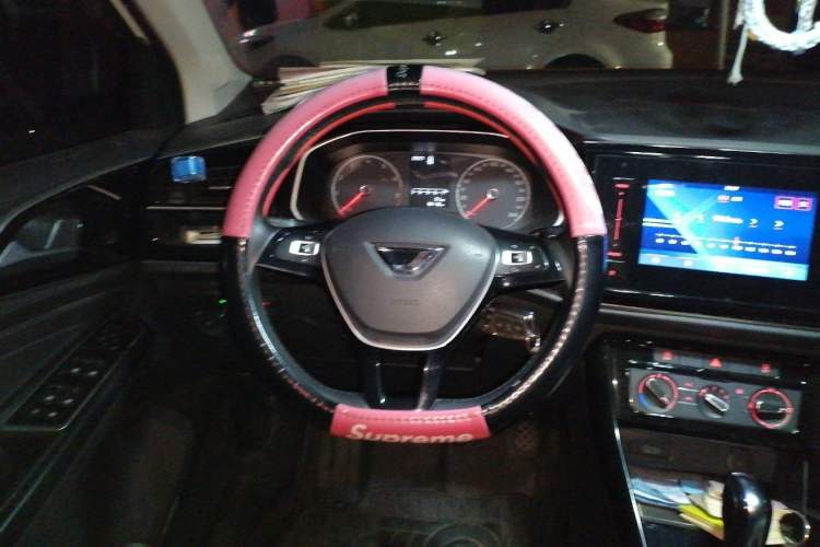 Used Jetta VS5 2021 280TSI Automatic Trend Edition Interior 1