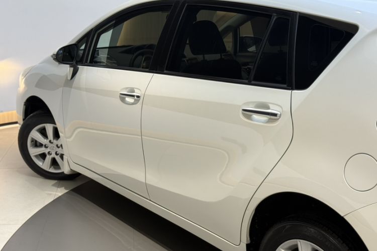 Used Toyota Verso 2014 Starlight 180E CVT Elite Edition
