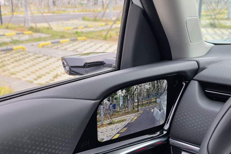 Used Honda P7 2025 Rear-Drive Long-Range Pro