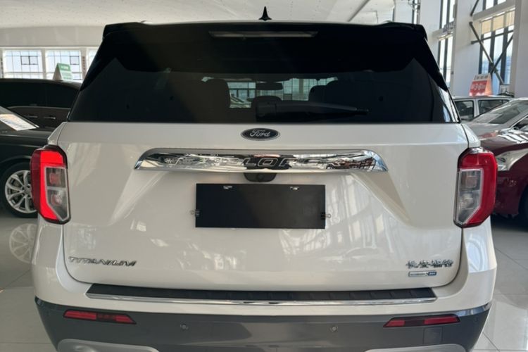 Used Ford Explorer 2020 EcoBoost 285 4x4 Titanium Edition 7-Seater
