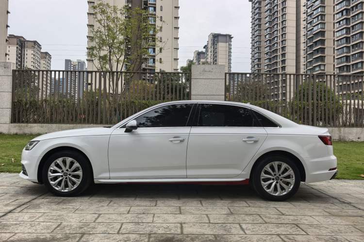 Used Audi A4L 2019 40 TFSI Ambition China VI