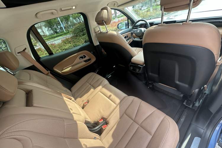 Used Nio ES8 2018 355 km Base Version 7-Seater Edition