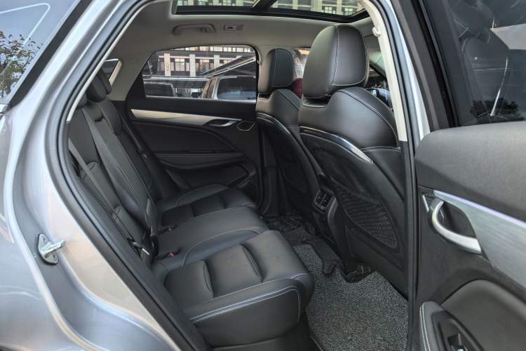 Used Geely Auto Monjaro New Energy 2019 400T YAOXINGZHE Pure Electric Range 80 KM