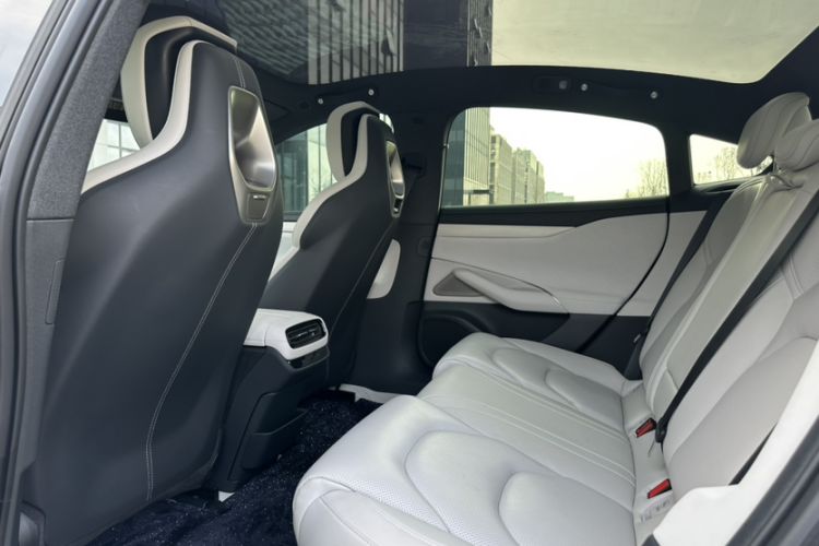 Used Xiaomi Auto SU7 2024 Rear-Drive Ultra-Long Range Advanced Pro-Level Intelligent Driving Version Interior 5