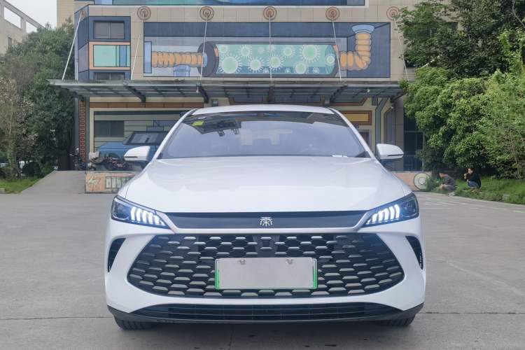 Used BYD Qin PLUS 2025 DM-i Smart Drive 55KM Leading Model Exterior 1