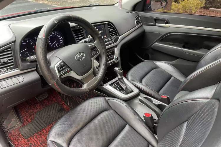 Used Hyundai Elantra (6th Generation / Lingdong) 2016 1.6L Automatic ZhiXuan – Elite Version Left Front Seat