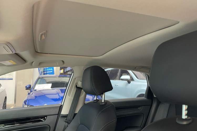 Used Honda Civic 2023 2.0L eHEV Pioneer Edition