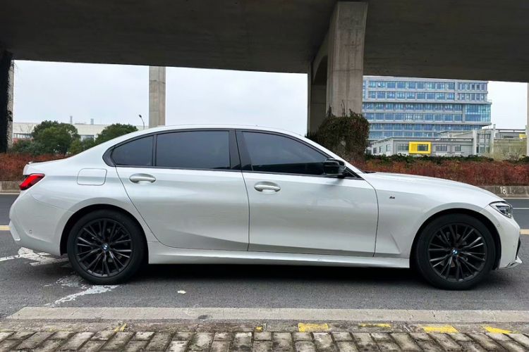 Used BMW 3 Series 2020 Facelifted 325Li M Sport Night Edition Package
